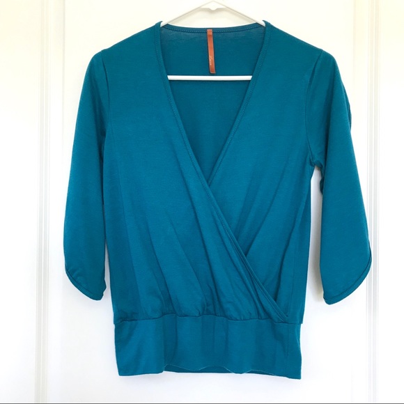 Lucca Open Sleeve Wrap Top - Picture 1 of 9